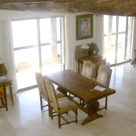 Vakantiehuis Maison De 4 Chambres A Avec Magnifique Vue Sur La Mer Terrasse Amenagee Et Wifi A 10 M De La Plage *